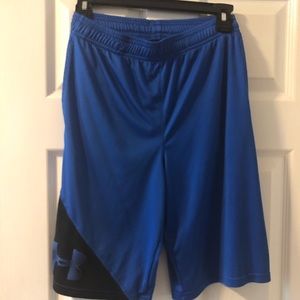 Youth large under armour shorts